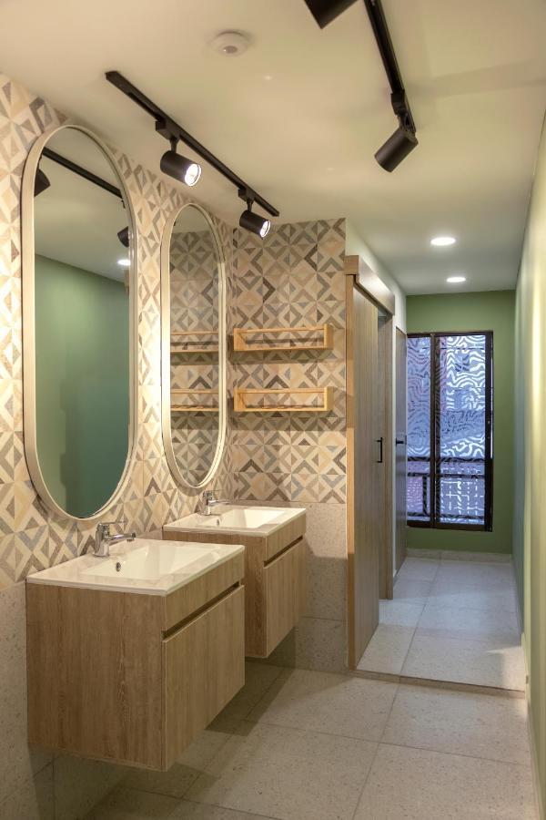 פריירה Ventiuna Hotel Y Coliving מראה חיצוני תמונה